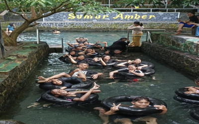 Purna OSIS dan Pengurus OSIS Refresh